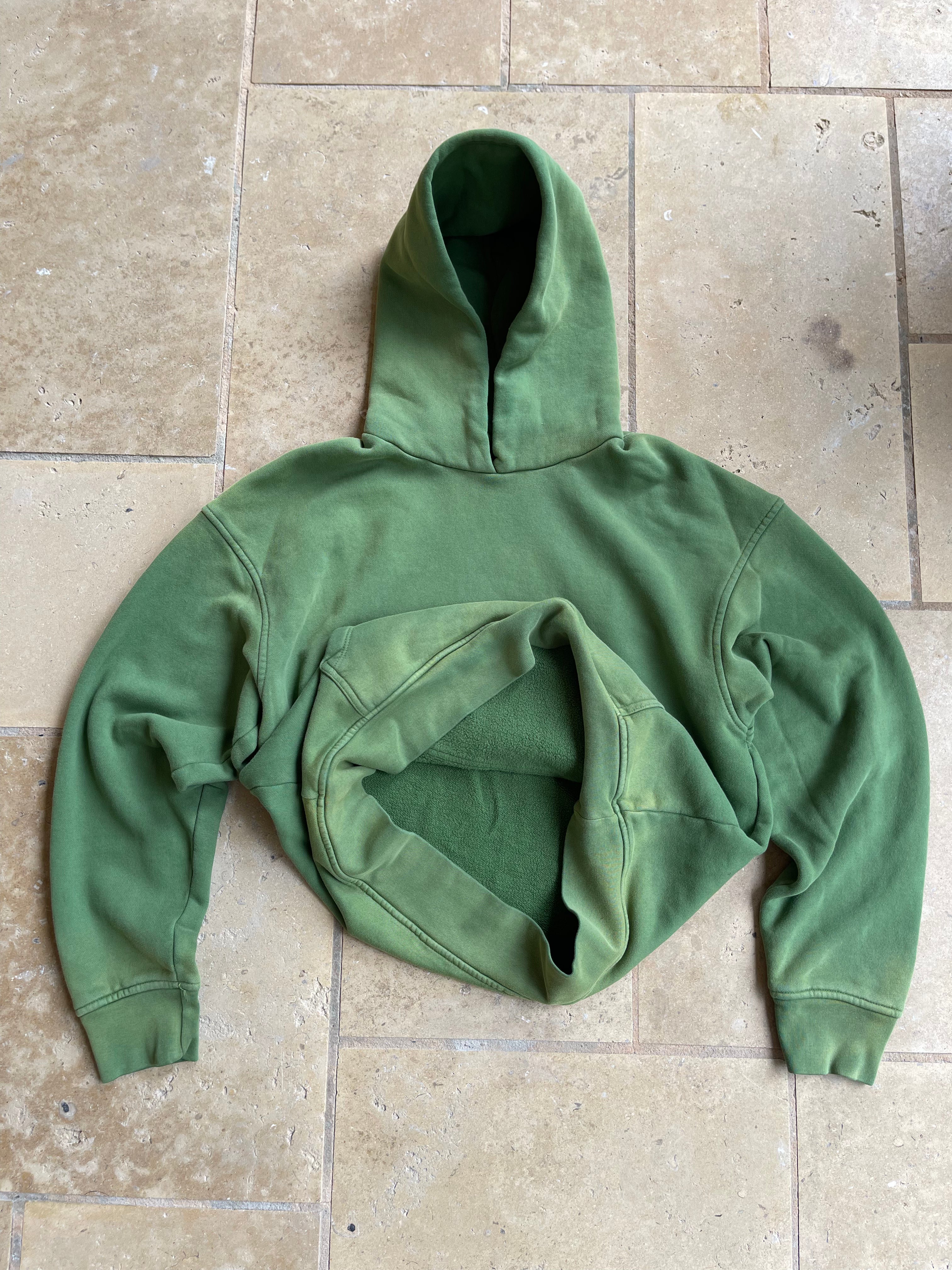 VINTAGE GREEN HOODIE