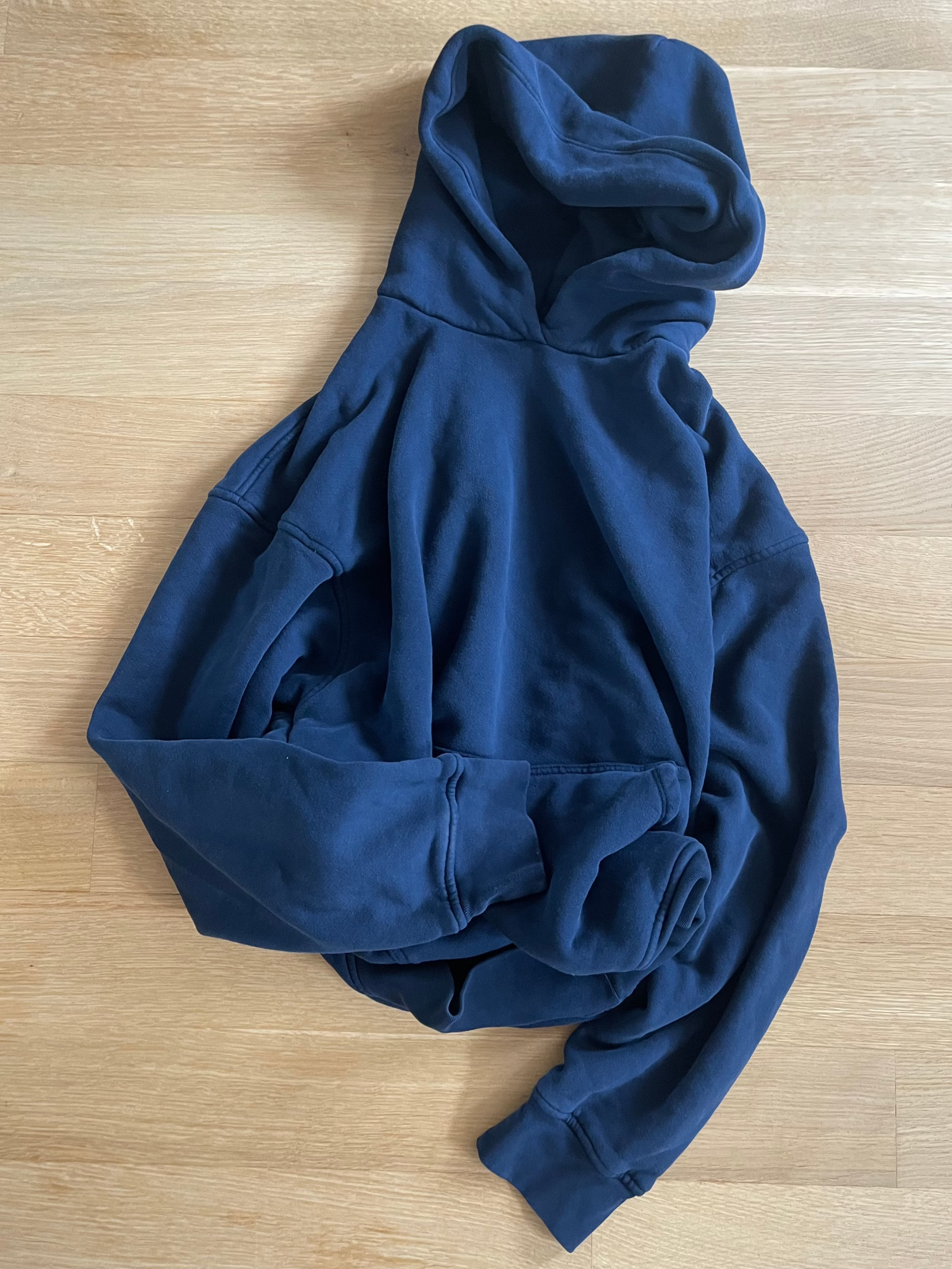 NAVY HOODIE